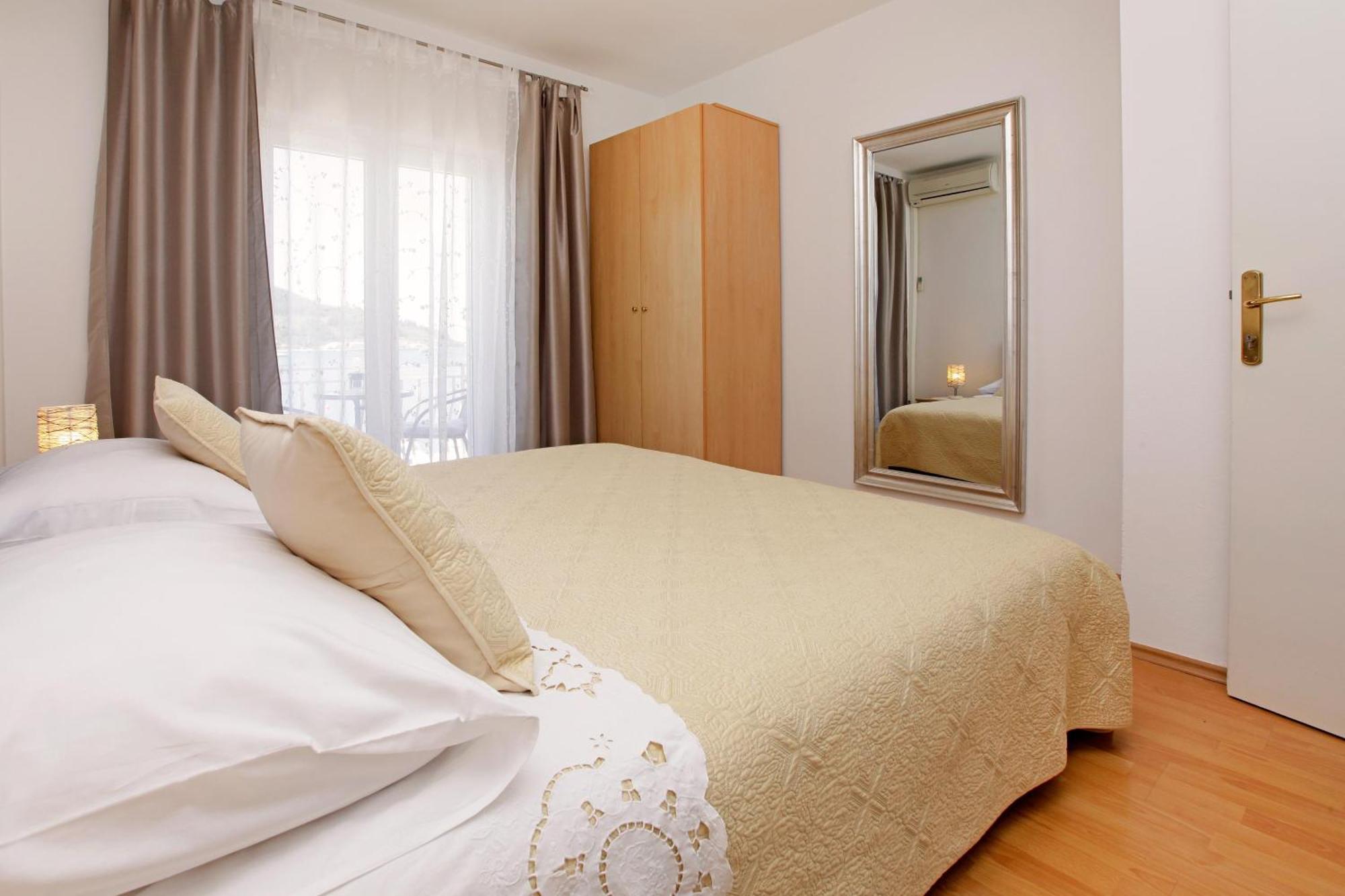 Sunshine Apartment Doda Vela Luka Exteriör bild